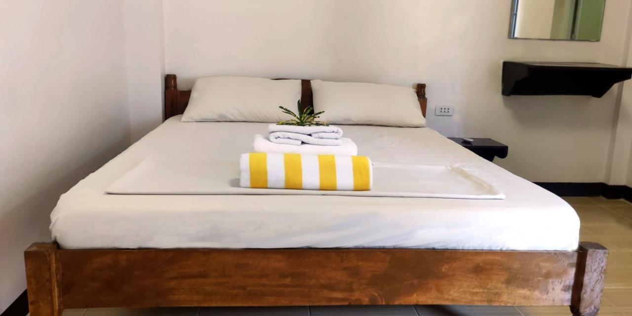 Digital Nomad Place - City Center Coron Esterno foto