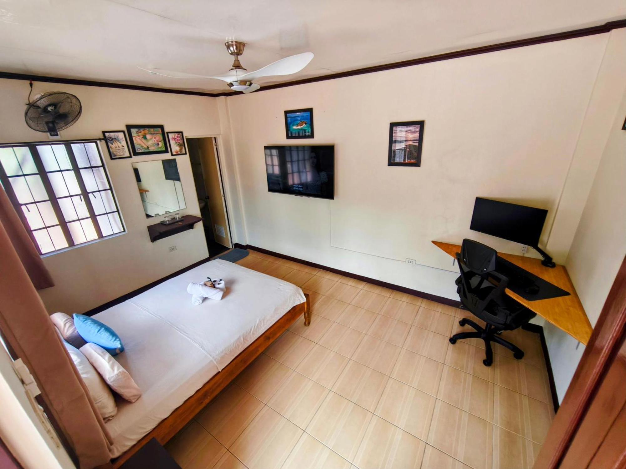 Digital Nomad Place - City Center Coron Esterno foto
